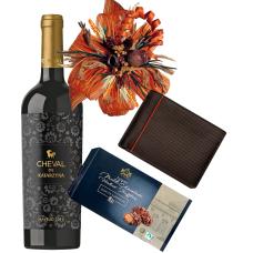 Gift set of men's wallet, wine and candy