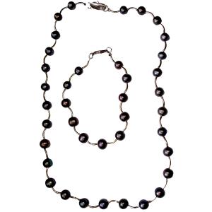 Огърлица и гривна от тъмно лилави култивирани перли 