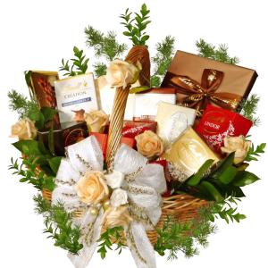 Кошница с лакомства и бонбони Lindt – сватбен подарък 